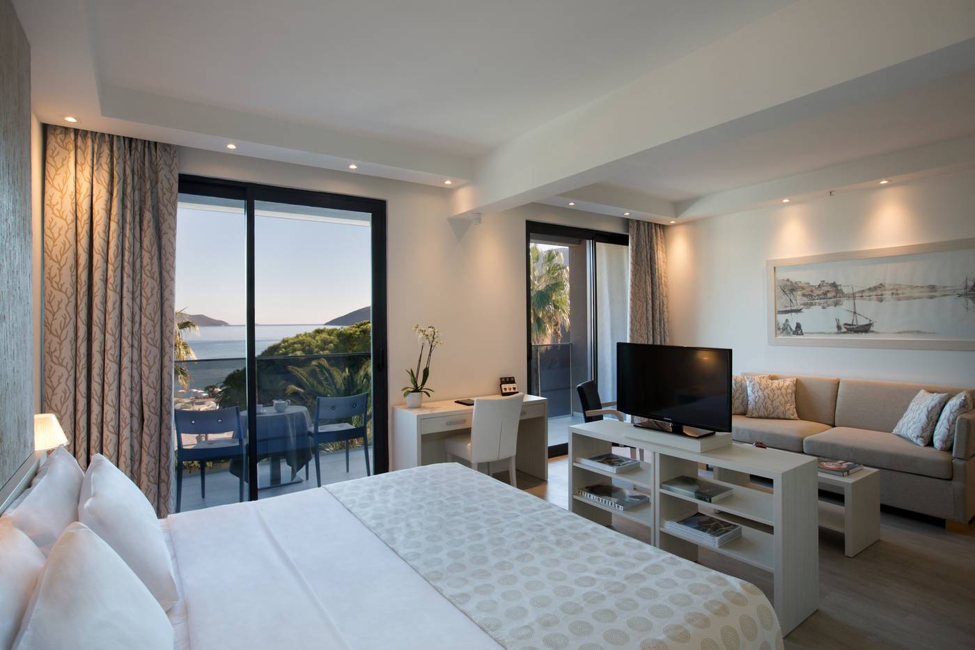 Palmon-Bay-Hotel---Spa-Room-16