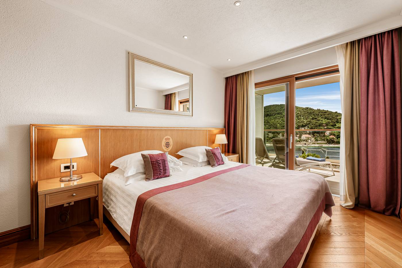 Villa-Malo-More-Room-10