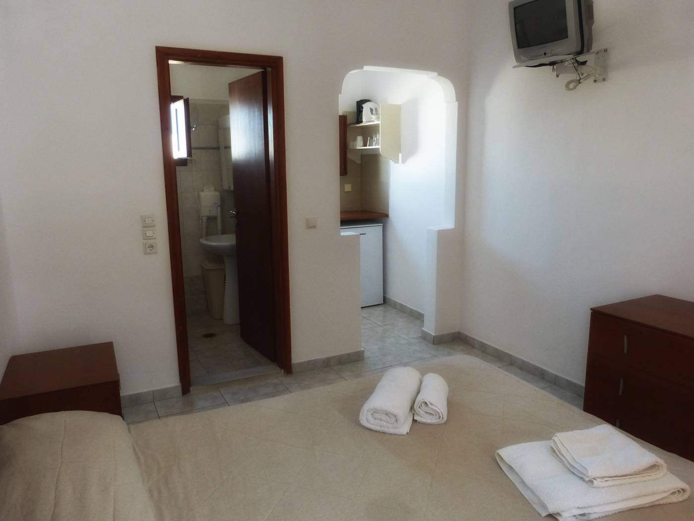 Aparthotel-Black-Sand-Room-37