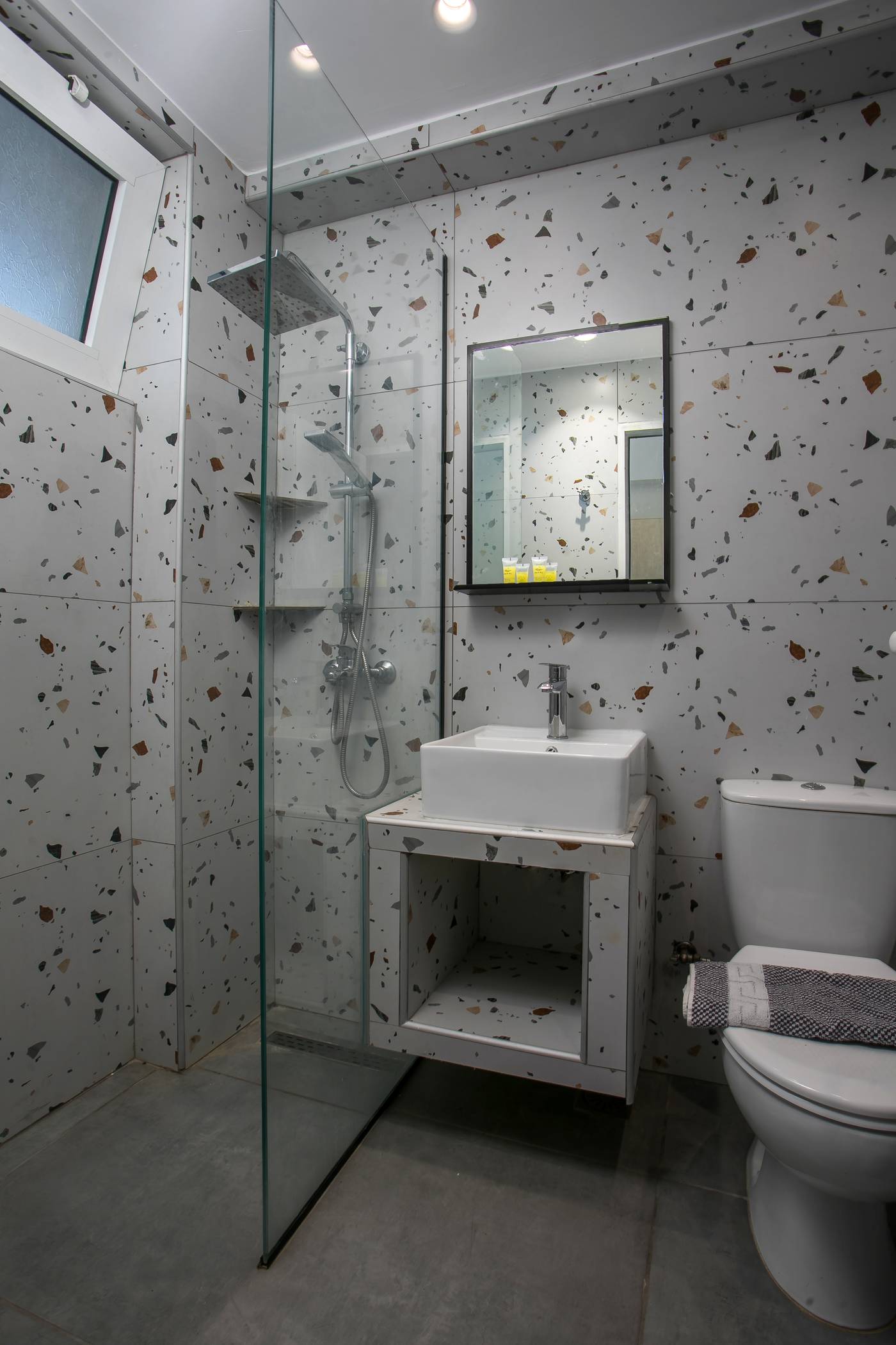 Hillside-Studios-Room-64