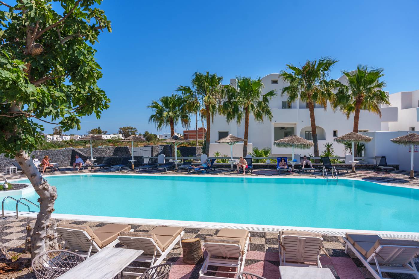 Sandy-s-Paradise-Infinity-General-view-1