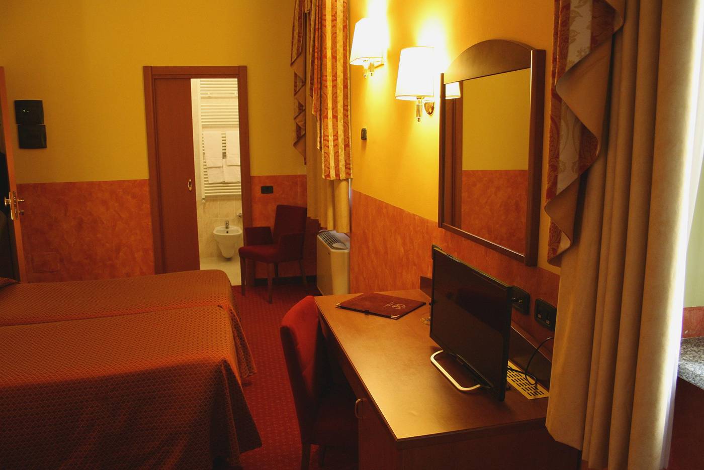 Hotel-Majestic---Linate-Airport-Room-4