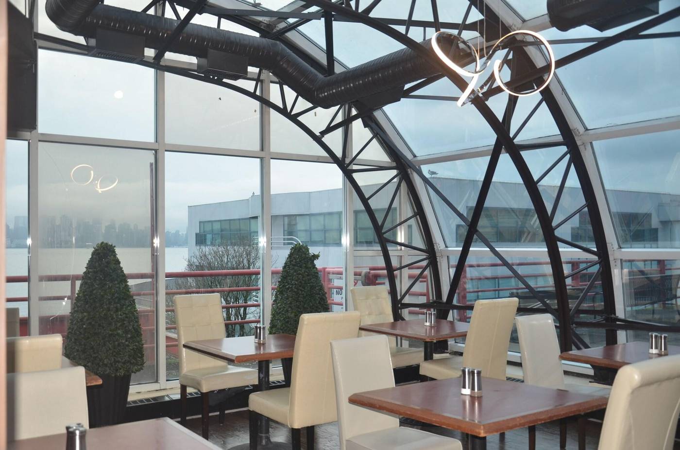 The-Lonsdale-Quay-Restaurant-10