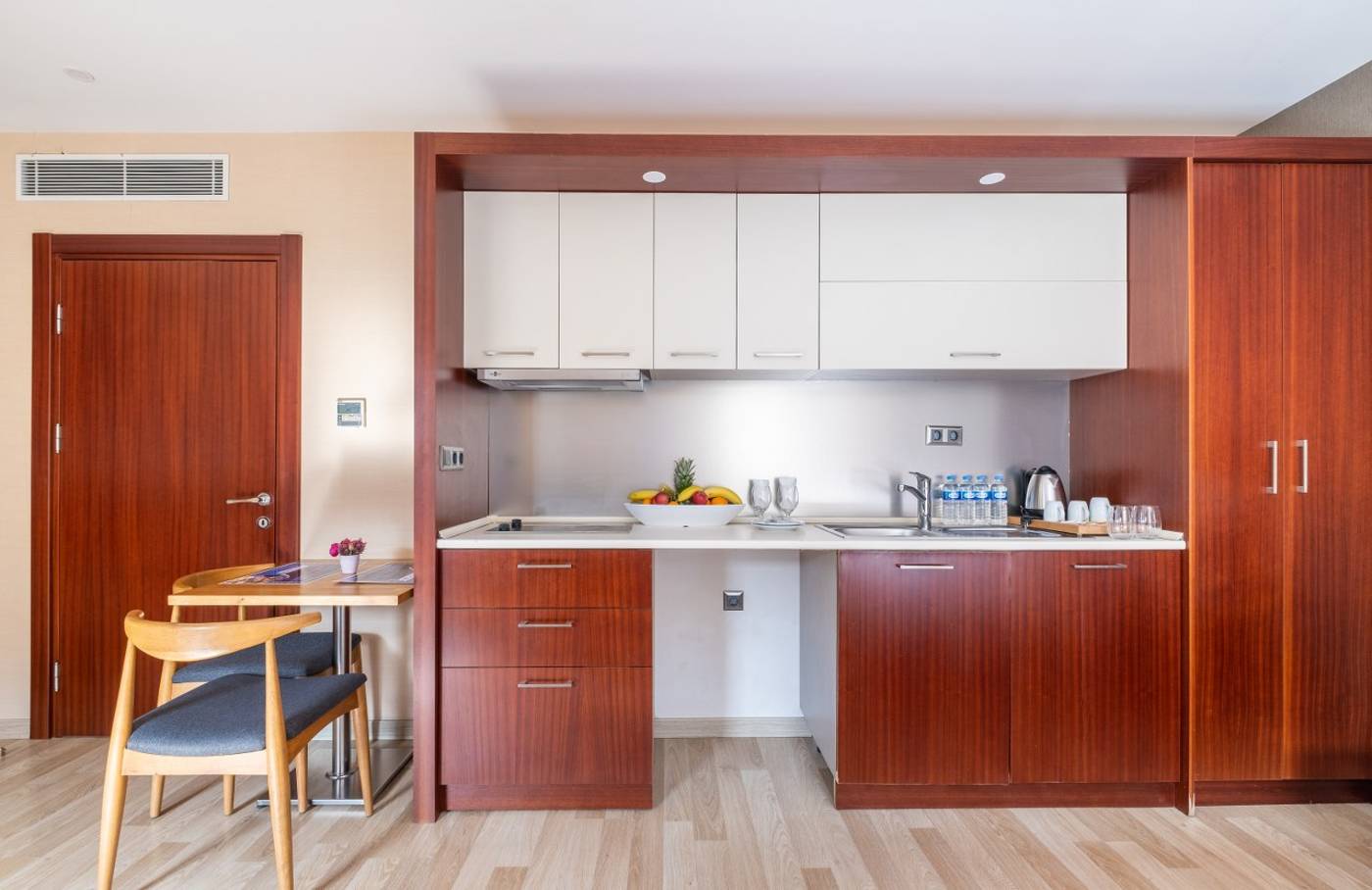 Park-by-Clover-Hotel-Room-2