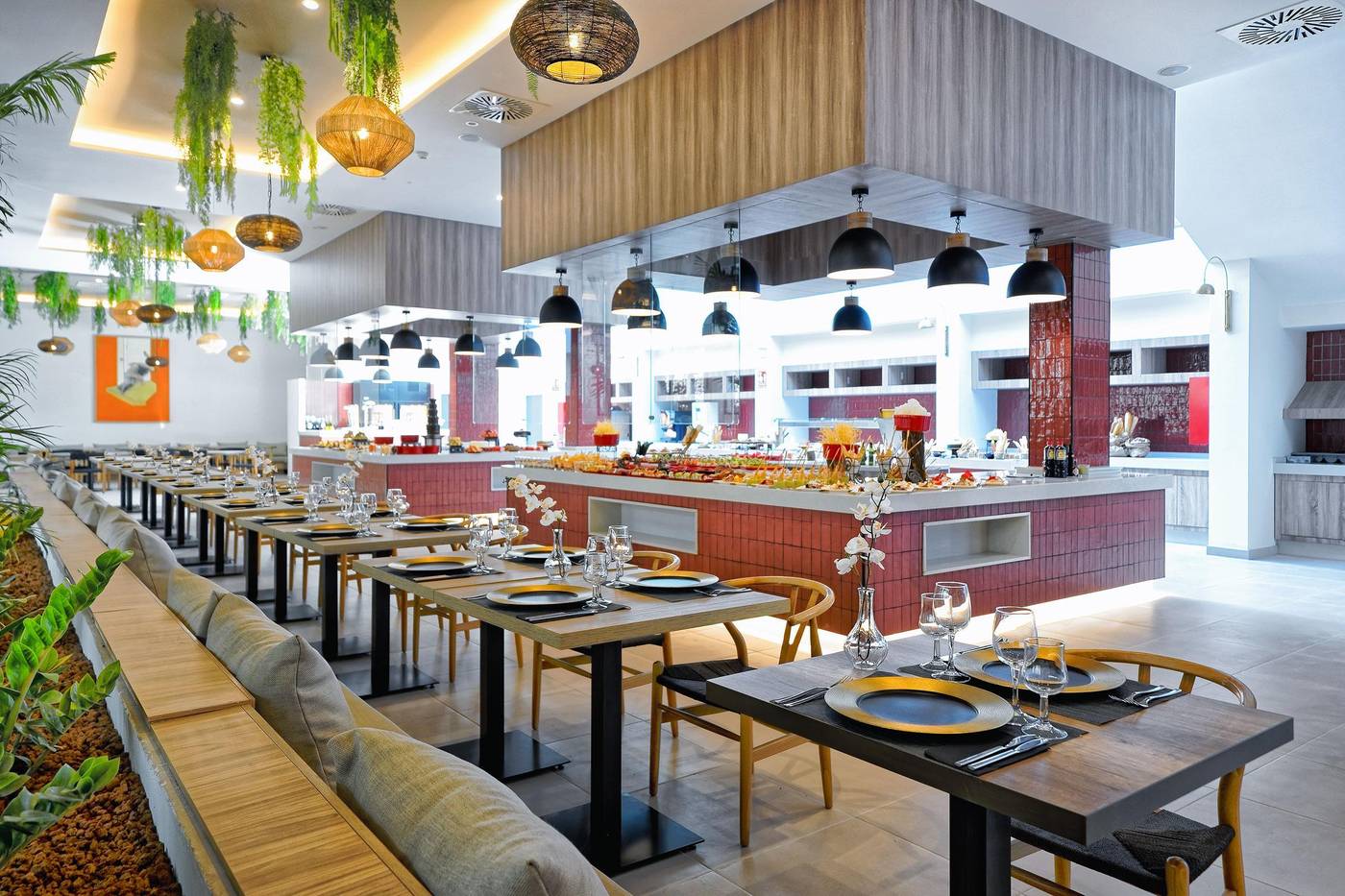 Labranda-Costa-Mog--n-Restaurant-43