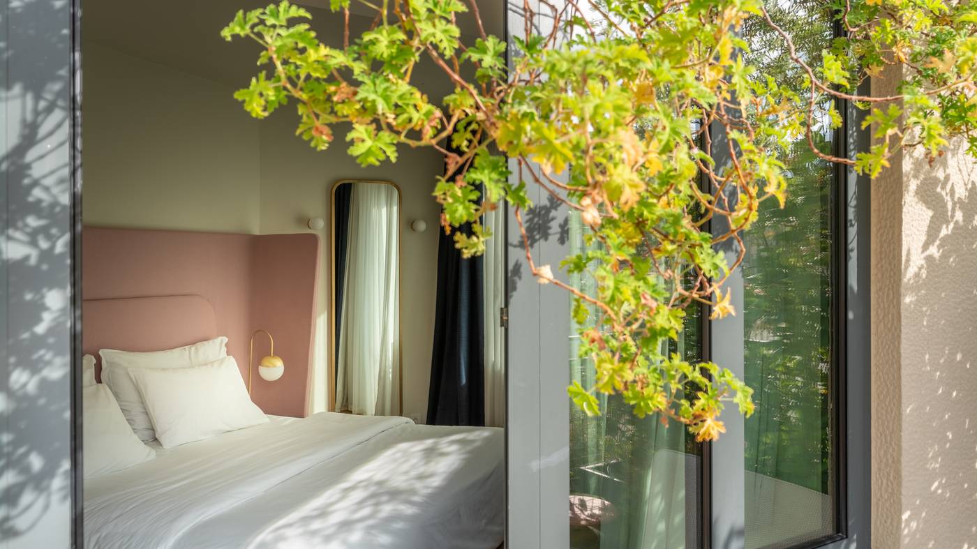 Gatsby-Athens-Room-6