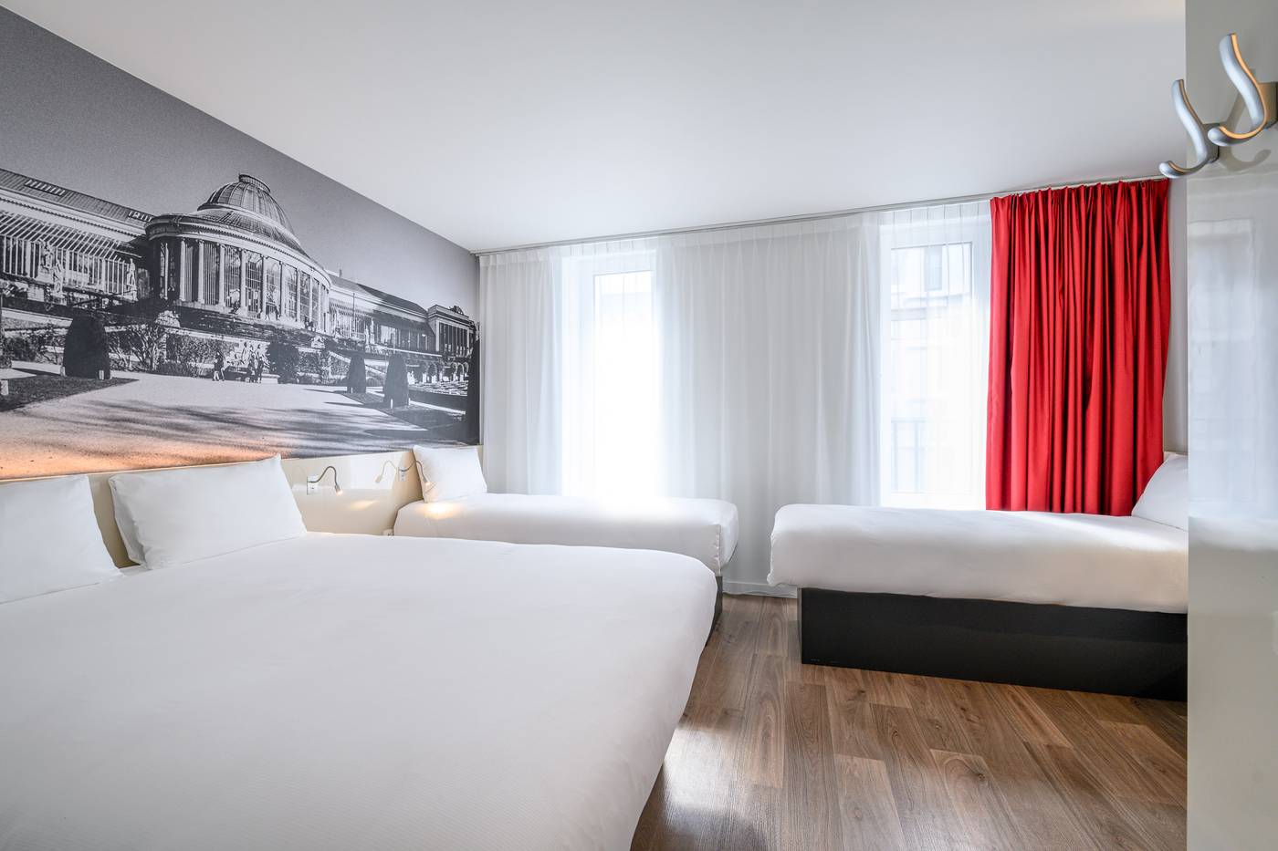 B-B-Hotel-Brussels-Centre-Gare-Du-Midi-Room-6