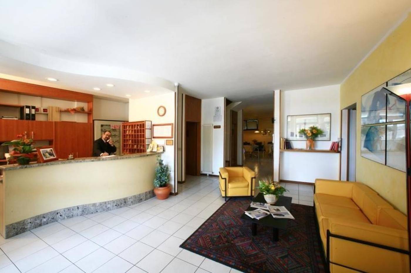 Anna Siena Nord-Italy-SIENA -Lobby-4