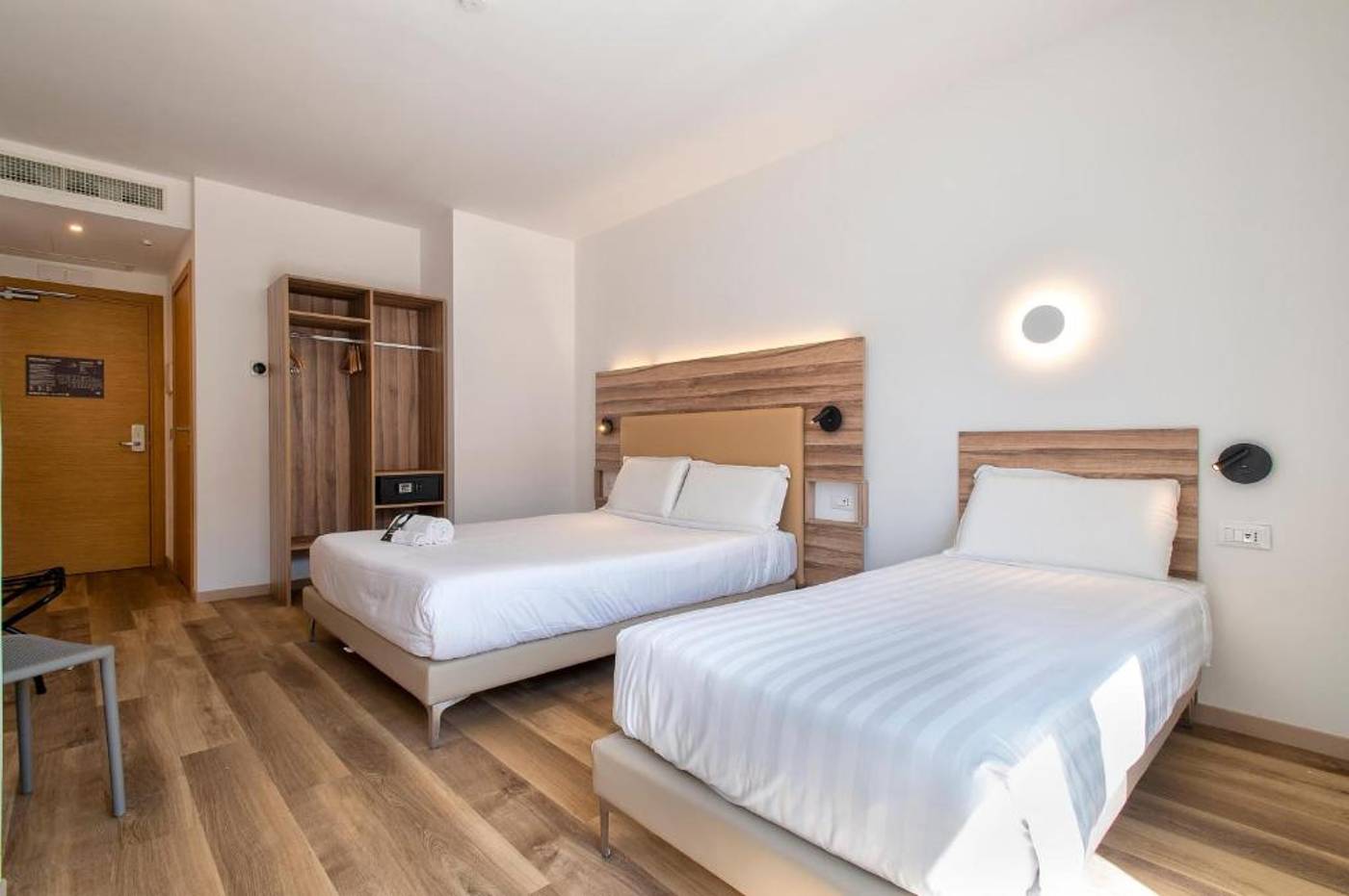 B-b-Hotel-Sassari-Room-4