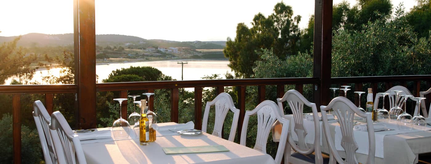 Agionissi-Resort-Restaurant-33