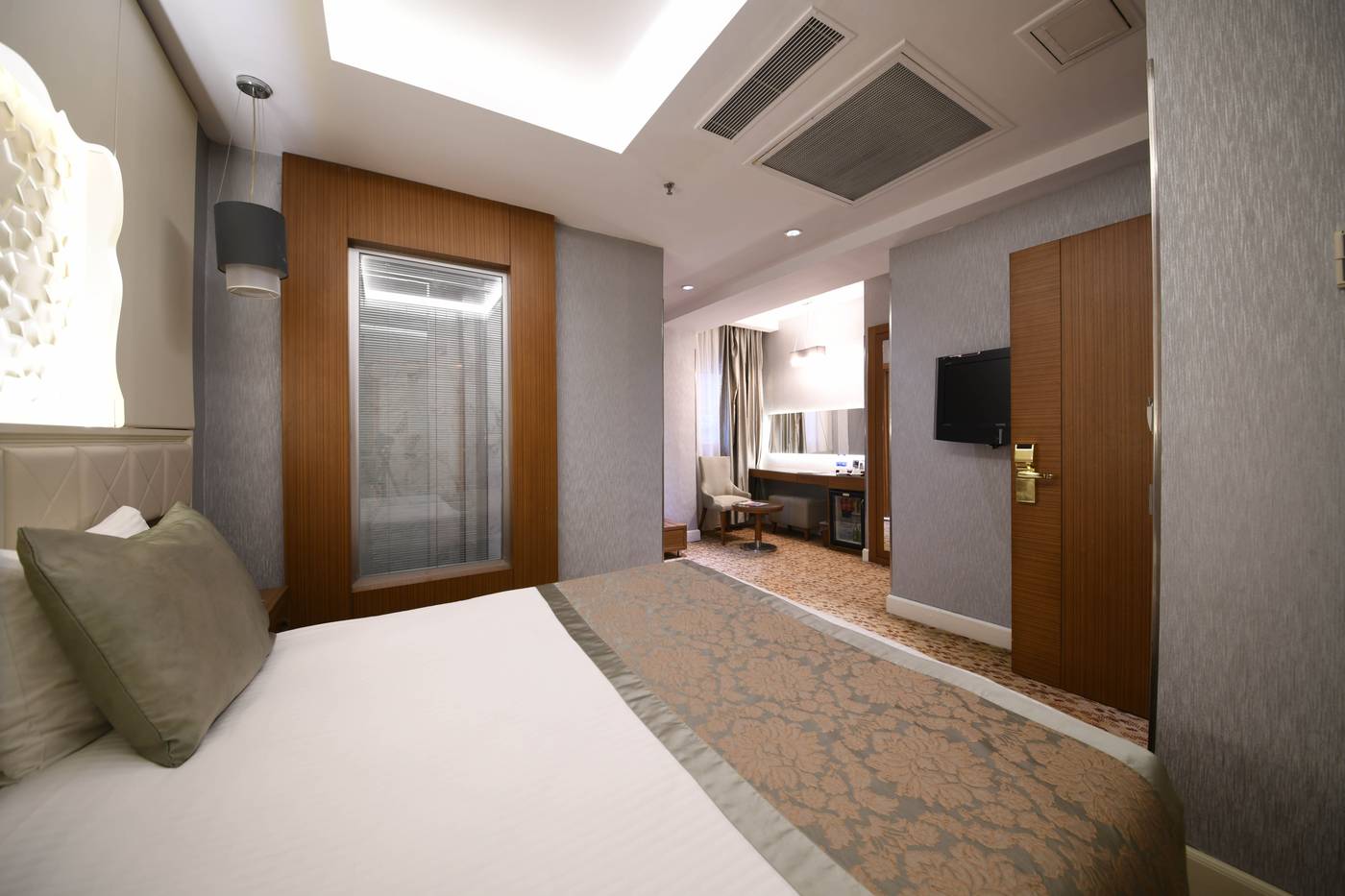 Grand-Star-Room-21