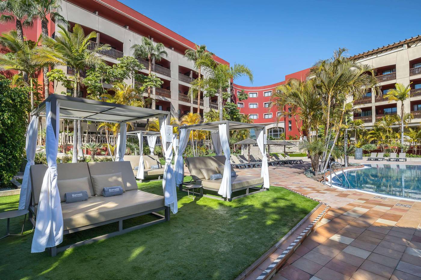 Barcelo-Marbella-Pool-5