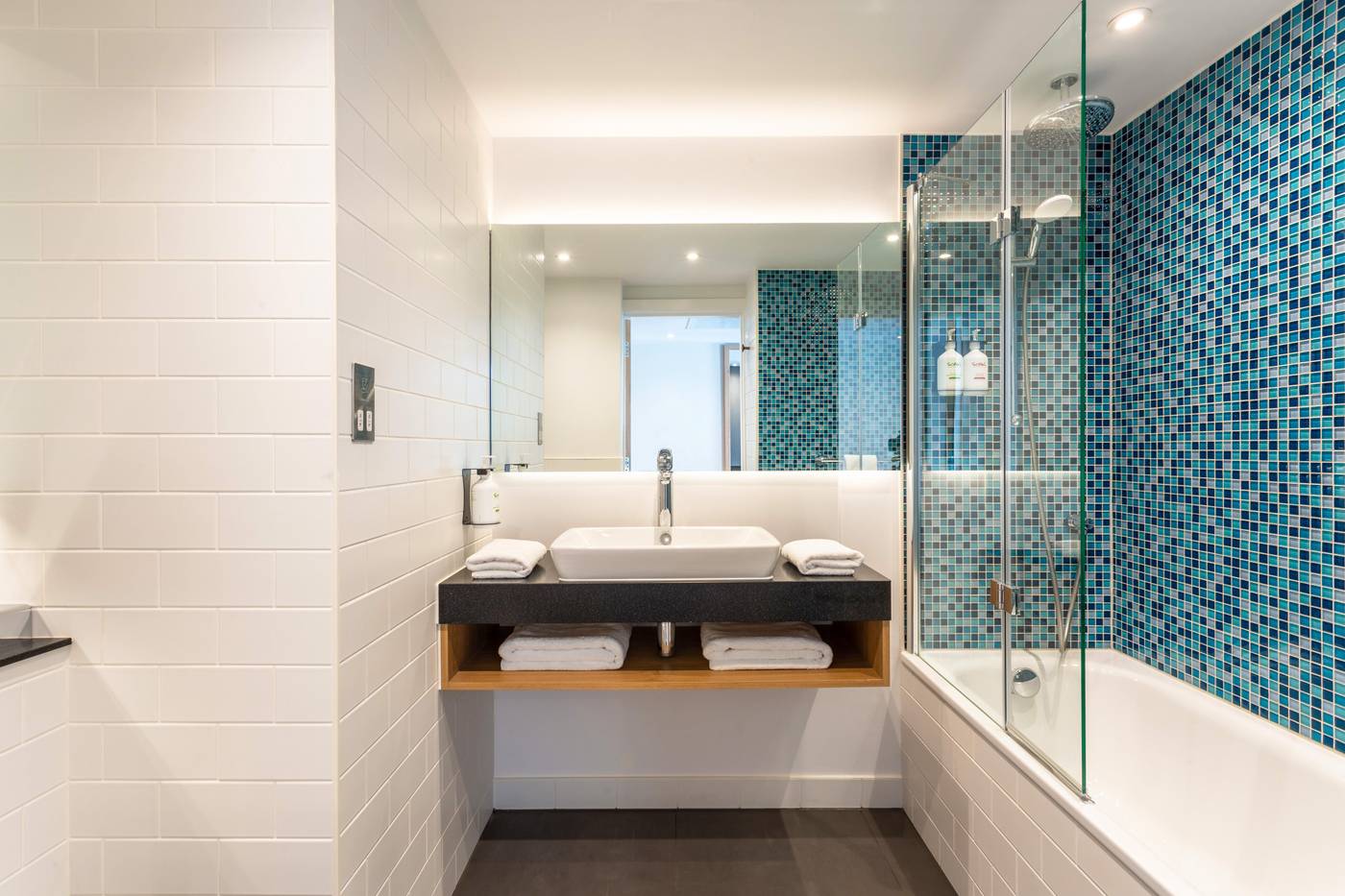 Holiday-Inn-Dublin-Airport-Room-41