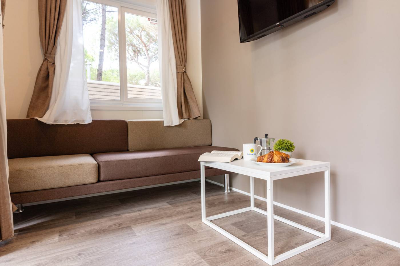 Club-Del-Sole-Roseto-Degli-Abruzzi-Easy-Camping-Room-19