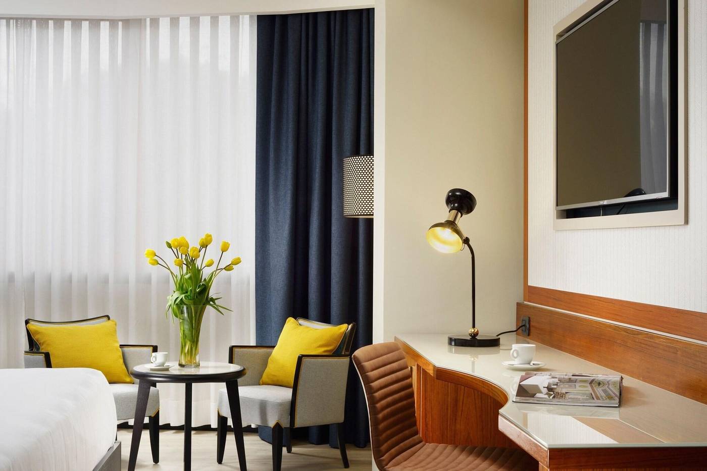 Four-Points-by-Sheraton-Siena-Room-9