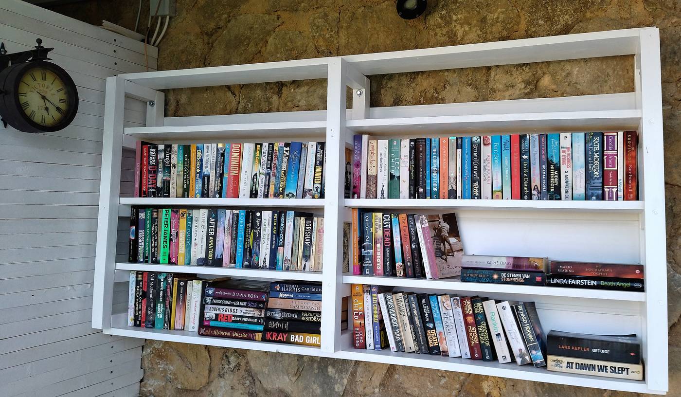 Lagoon-View-Apartments---Adults-Only-Lobby-27