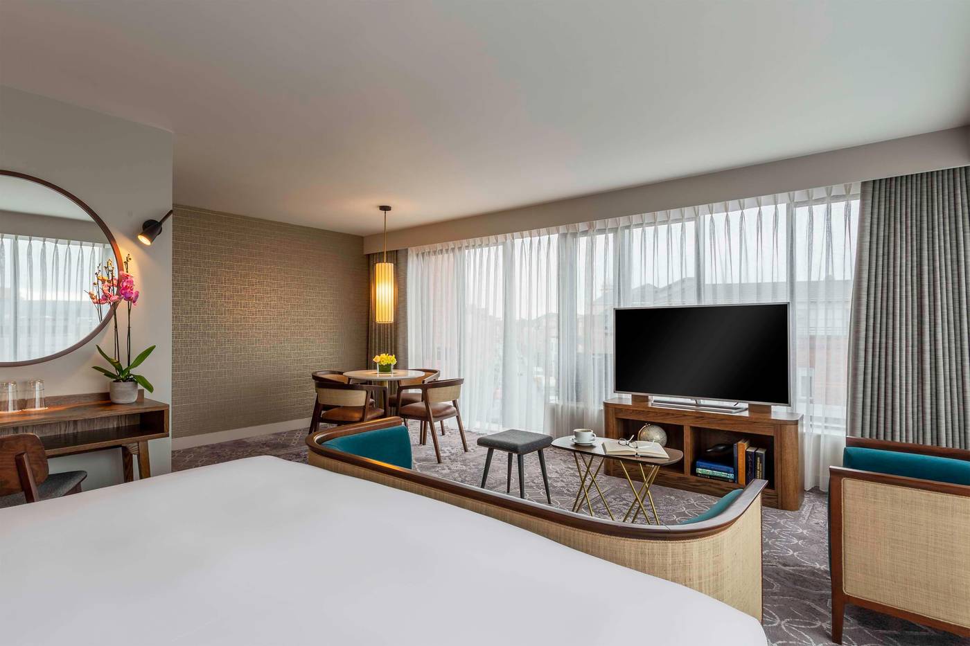 Hyatt-Centric-The-Liberties-Dublin-Room-34