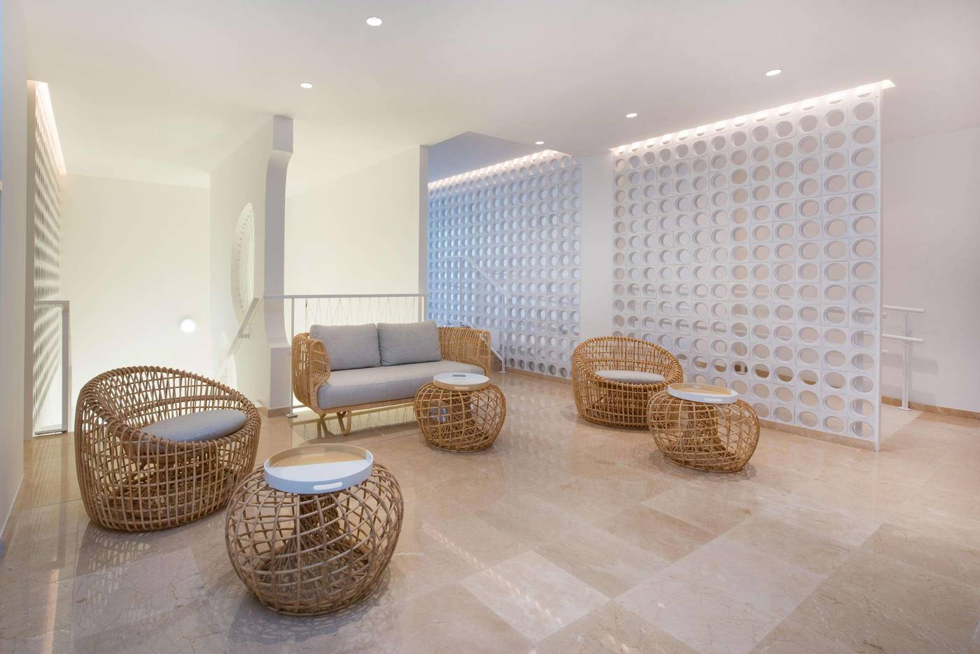 IBEROSTAR-Santa-Eulalia-Lobby-51