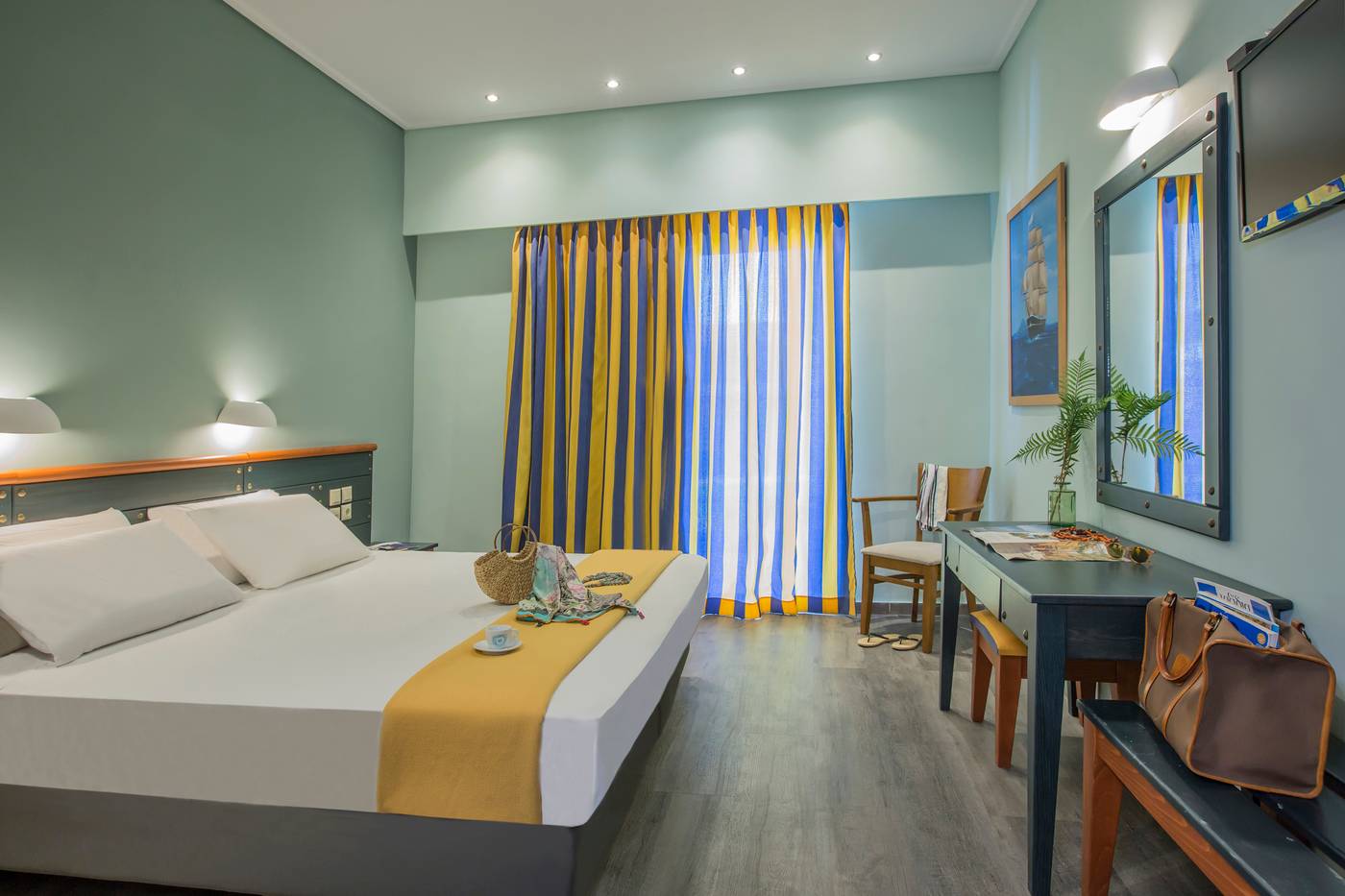 Golden-Coast-Hotel-and-Bungalows-Room-25