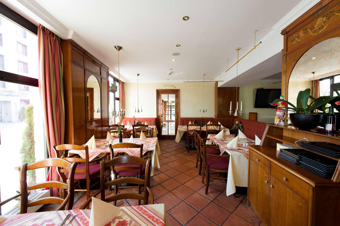 Derag-Livinghotel-Henriette-Restaurant-49