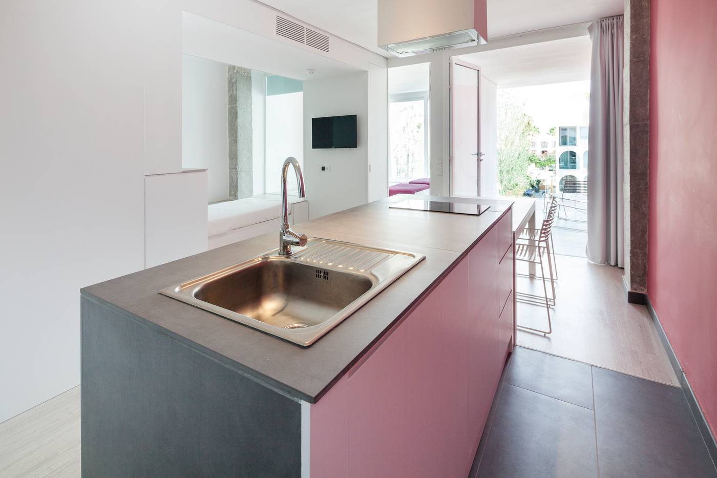 Ebano-Hotel-Apartments-Room-25