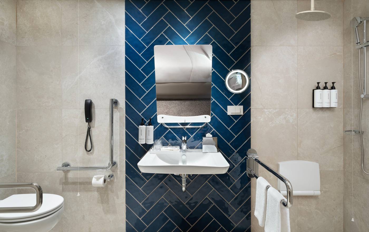 Crowne-Plaza-Istanbul-Ortakoy-Bosphorus-Room-28