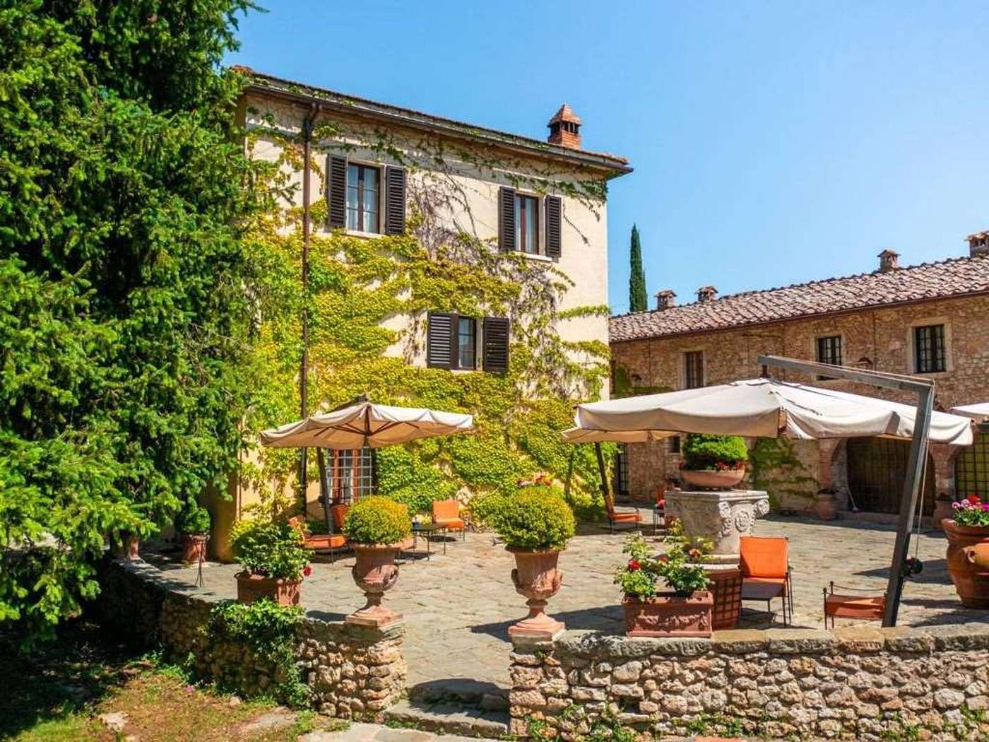 Hotel-Borgo-San-Luigi-General-view-3