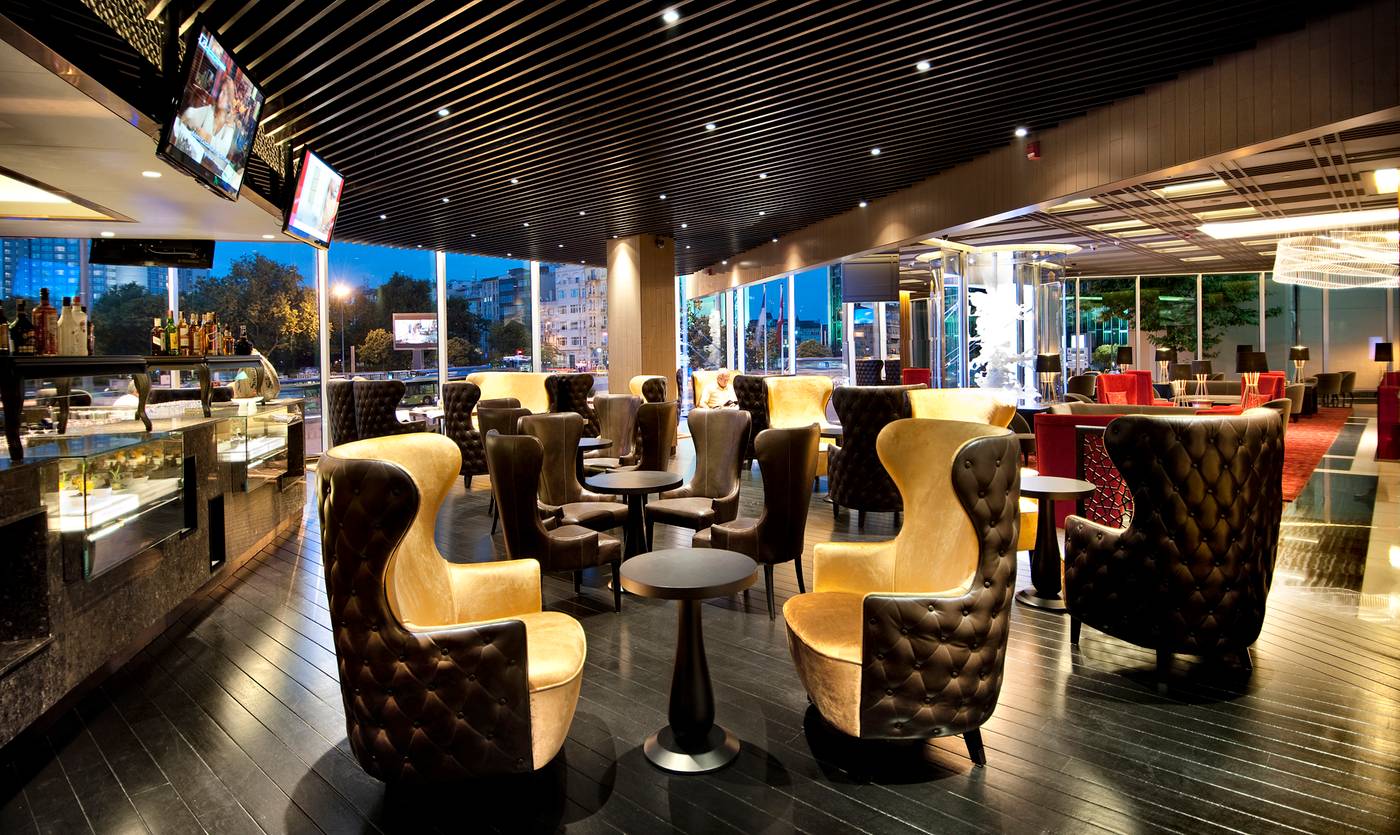The-Marmara-Taksim-Istanbul-Bar-10