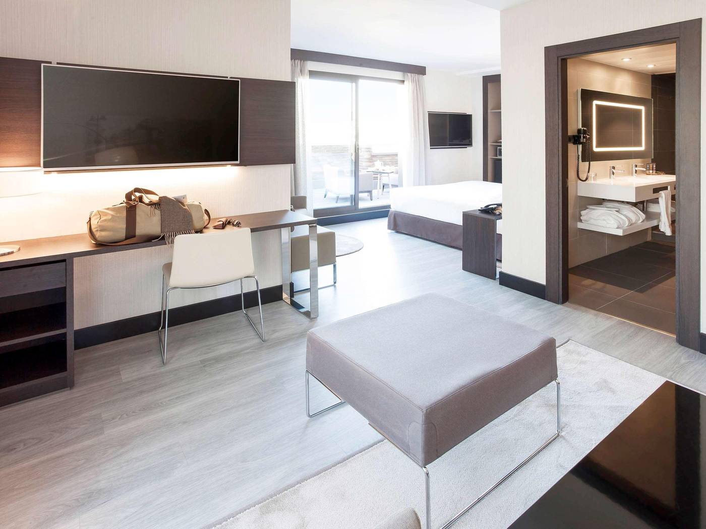 Novotel-Madrid-Center-Room-10