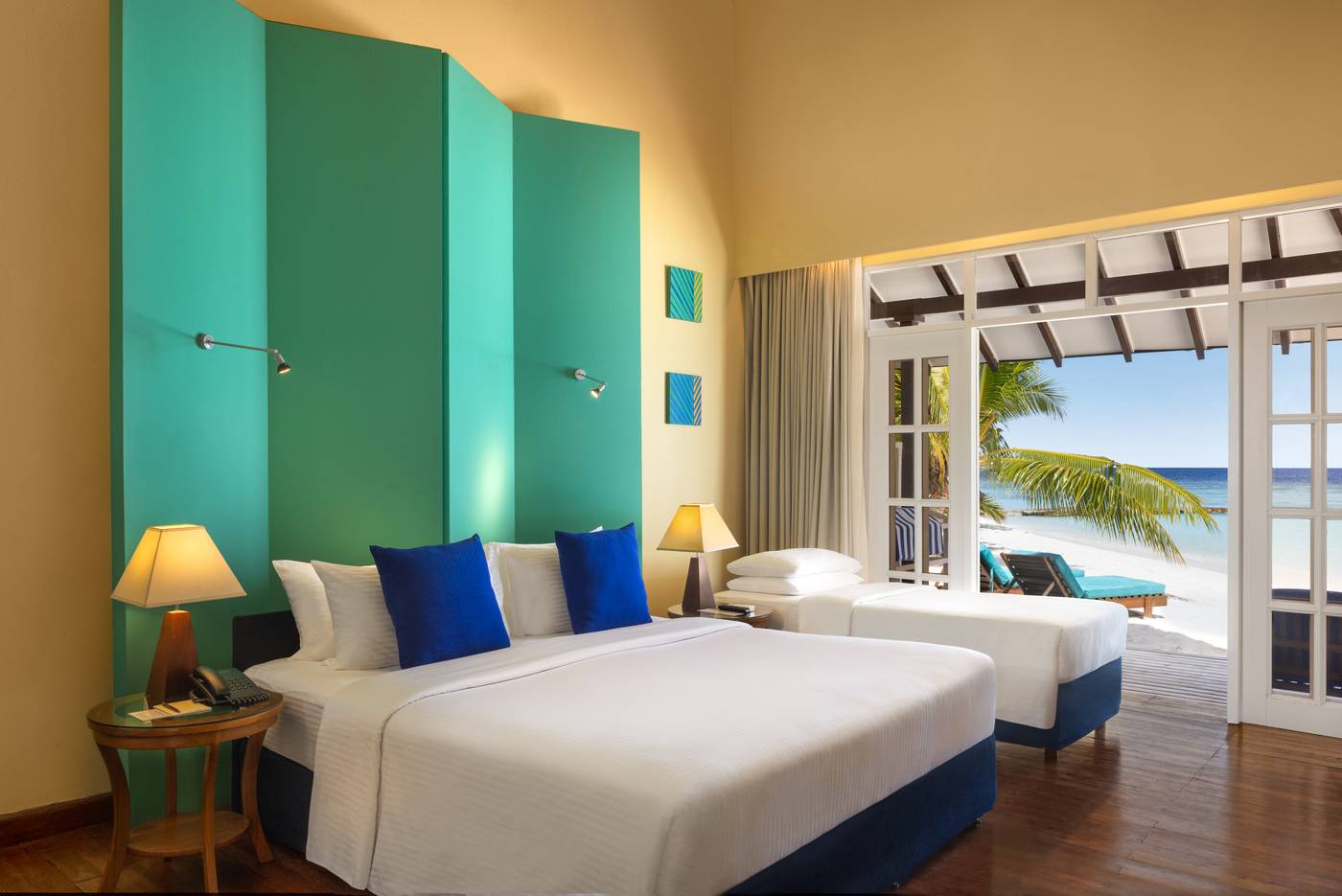 Adaaran Select Meedhupparu & Prestige Water Villas Maldives