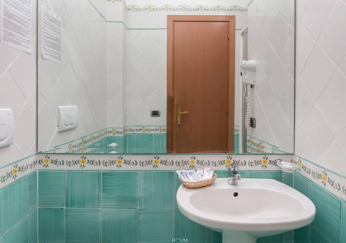 Hotel-Sporting---Sorrento-Coast-Room-51