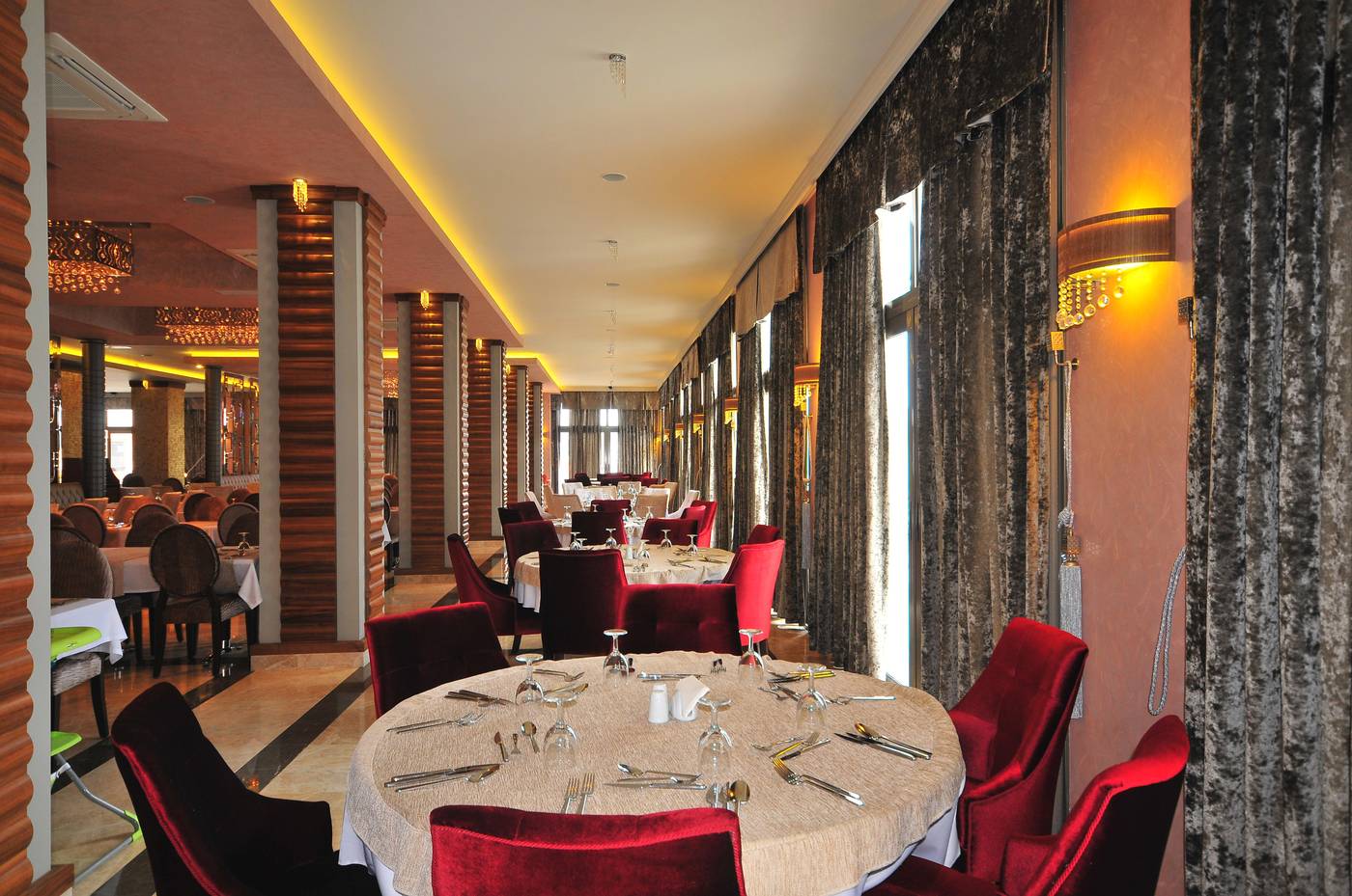 Golden-Rock-Beach-Hotel-Restaurant-17