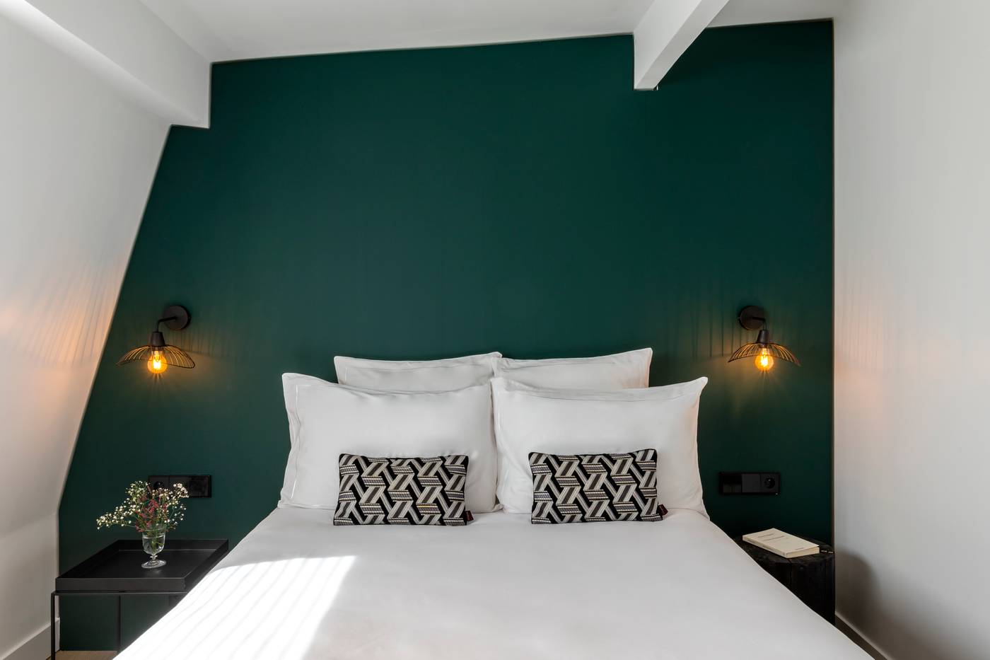 9Hotel-Opera-Room-13