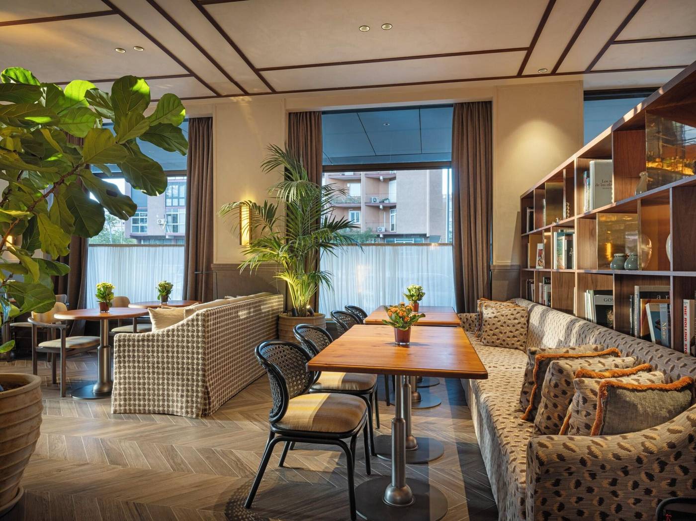 AC-Madrid-Cuzco-Bar-14