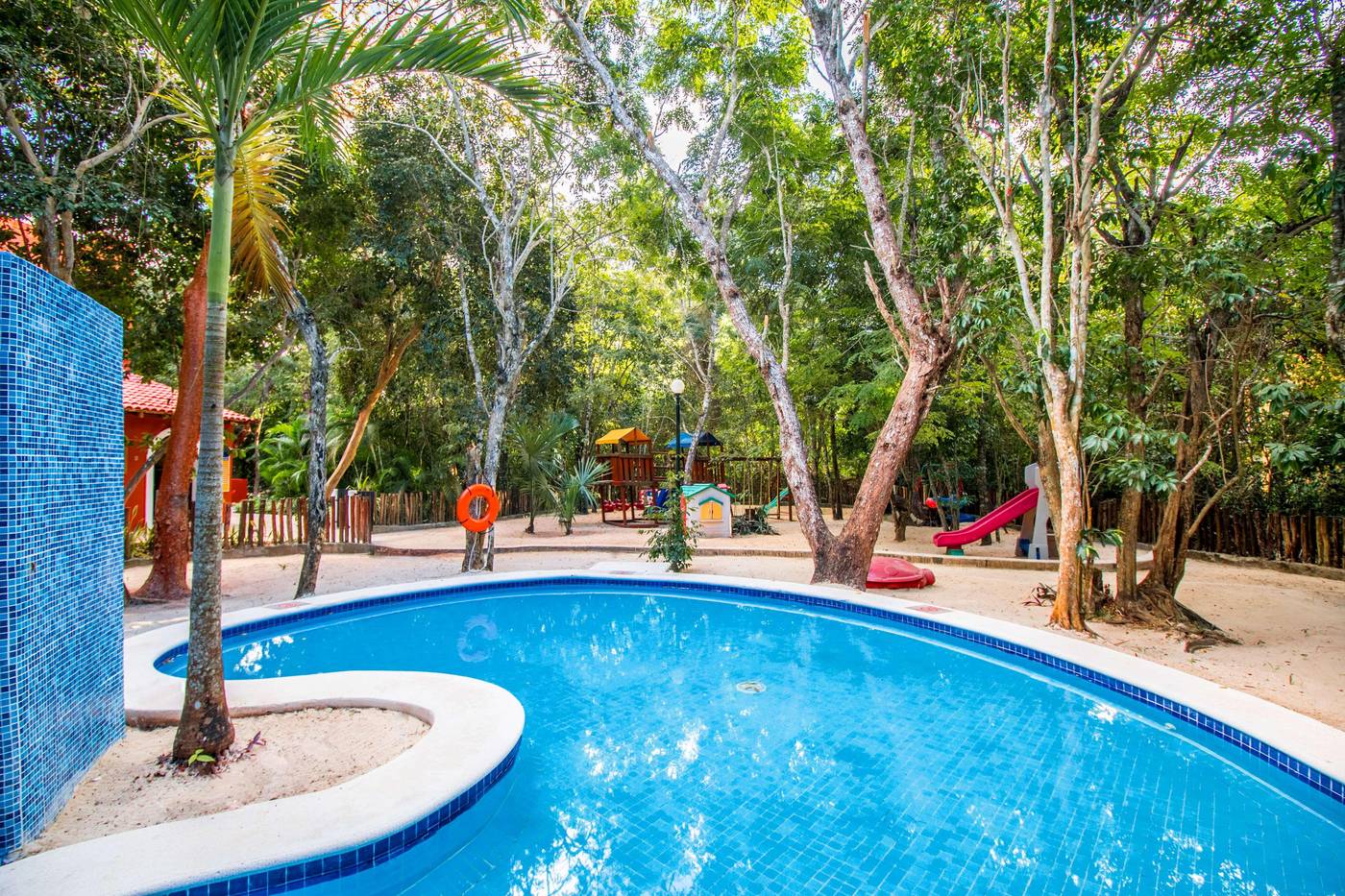 Occidental-Cozumel-Pool-12