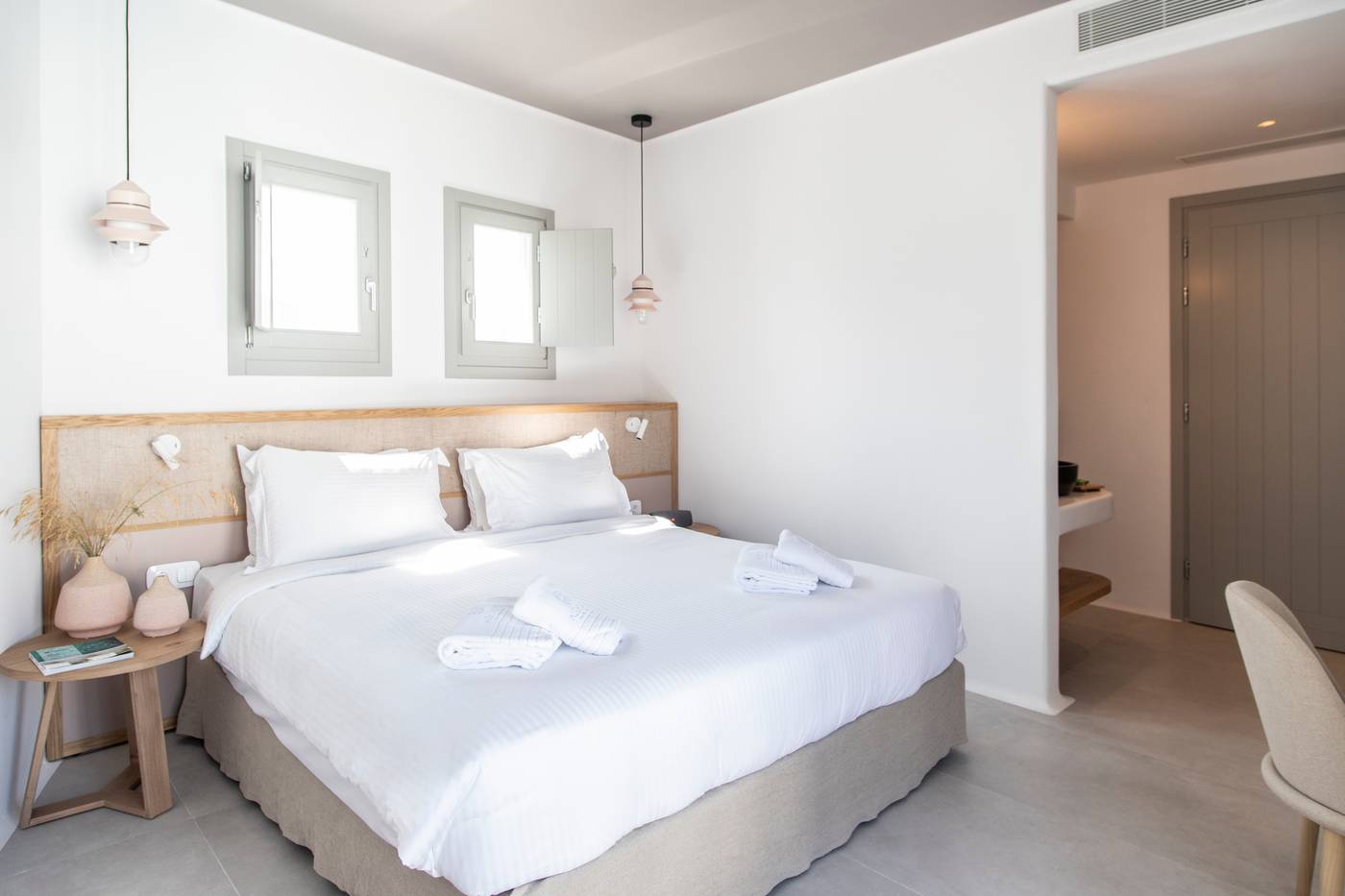 Adorno-Suites-Mykonos-Room-40