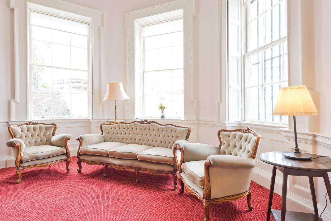 Henrietta-Suites-City-Centre-Room-12