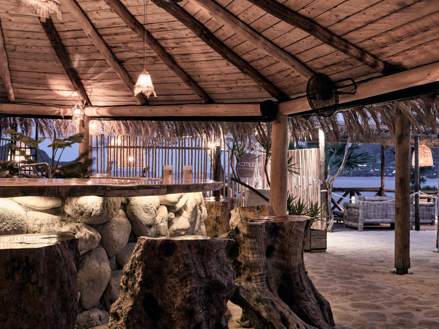 Gloria-Maris-Hotel-Suites-and-Villas---Adults-Only-Bar-17