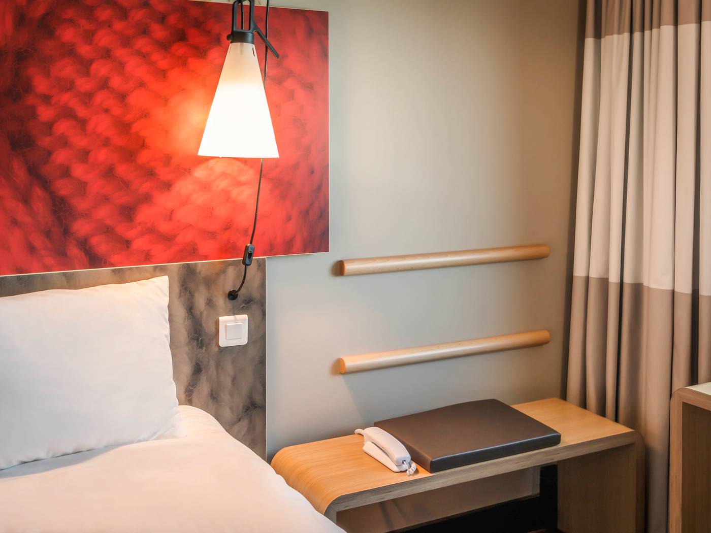 ibis-Schiphol-Amsterdam-Airport-Room-38