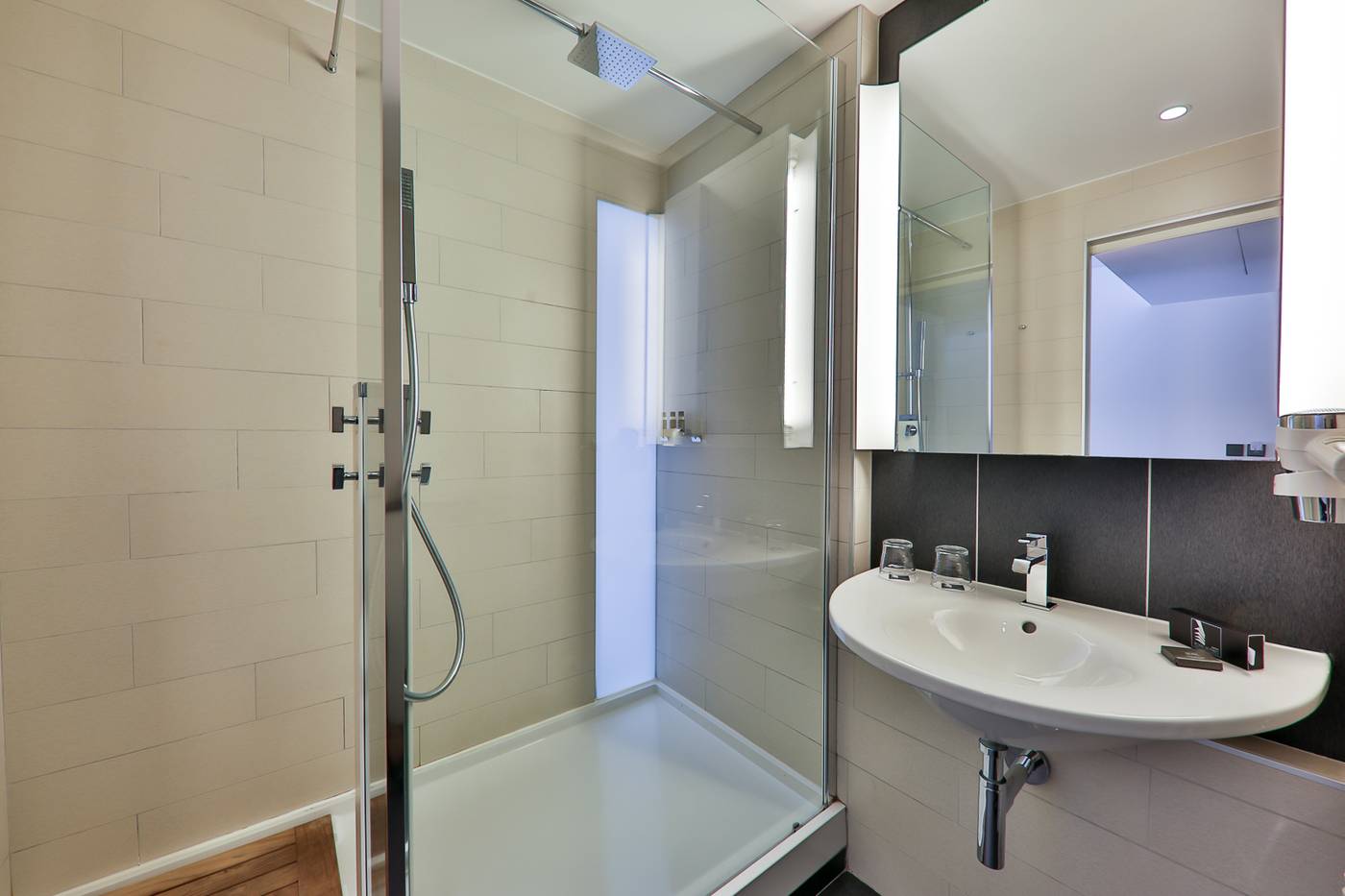 Royal-Antibes-Room-34