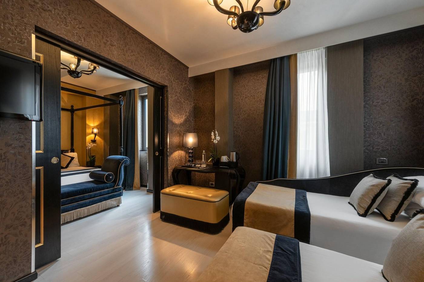 Carnival-Palace-Room-29