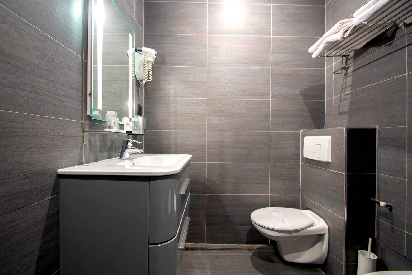 Migny-Opera-Montmartre-Room-32