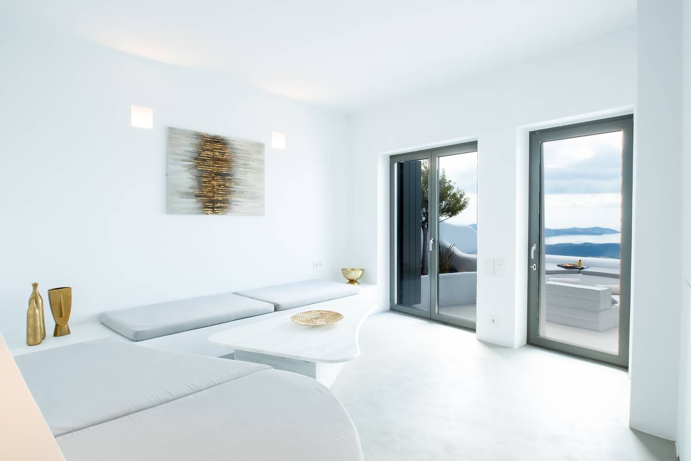 Heaven-s-Edge-Room-44