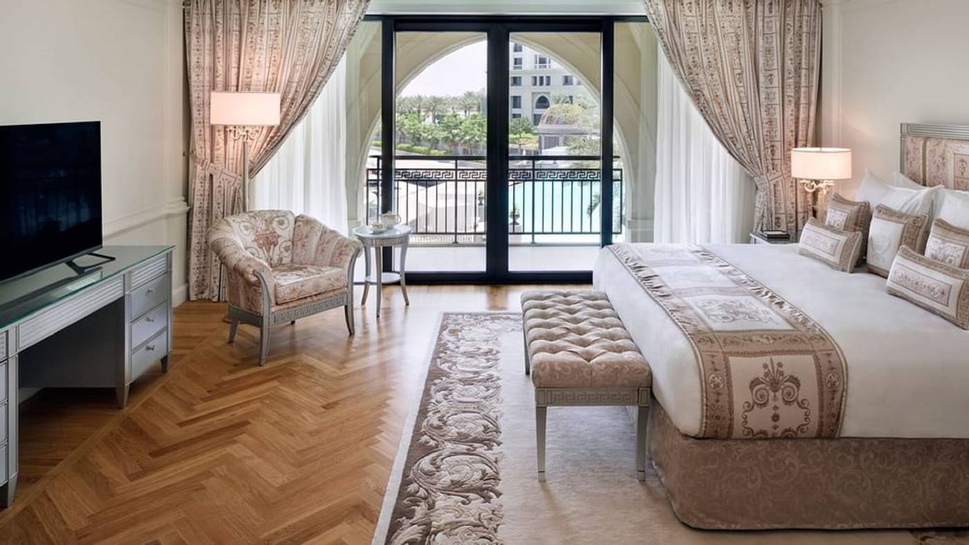 Palazzo-Versace-Dubai-Room-15