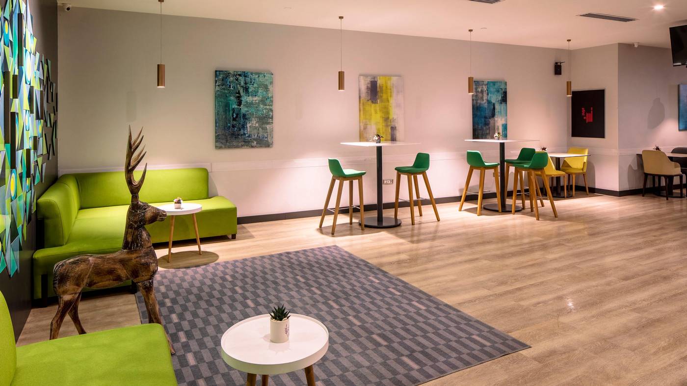 Holiday-Inn-Sisli-General-view-13