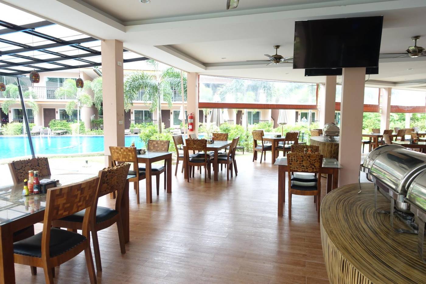 Chivatara-Resort---Spa-Bang-Tao-Beach-Phuket-Restaurant-22