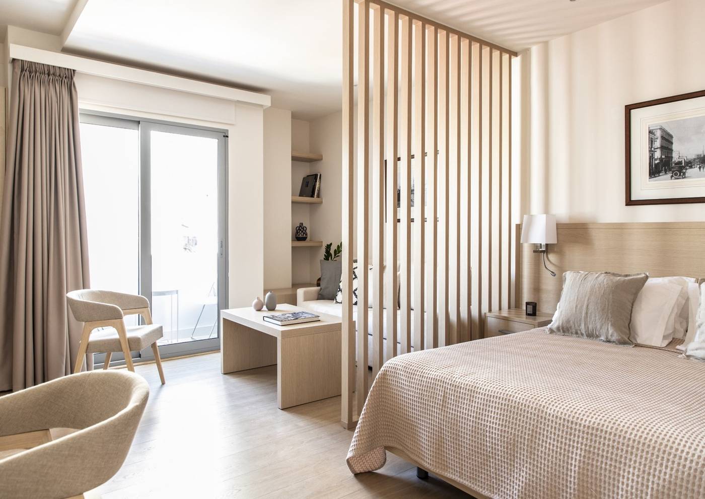 Gallery-Suites---Residences-Room-12