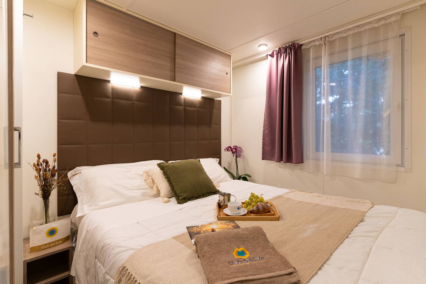 Club-del-Sole-Stork-Family-Collection-Room-21