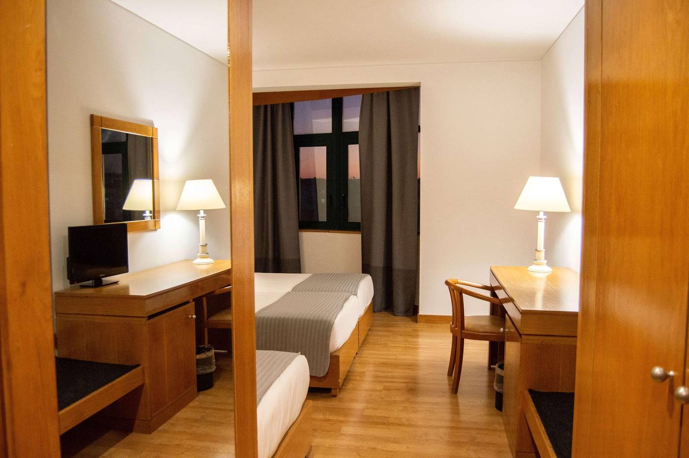 TRYP-Montijo-Parque-Hotel-Room-35