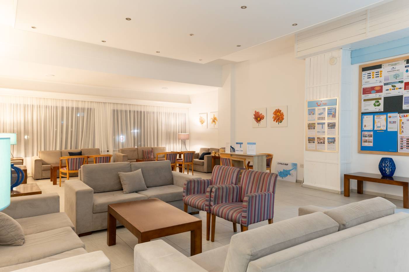 Kefalos-Damon-Hotel-Apartments-Lobby-65